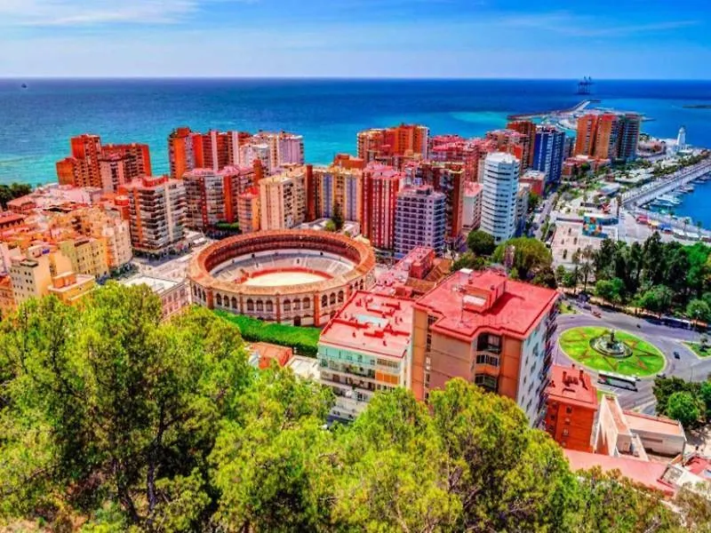 Malaga 100580 3 Bedroom Apartment By Mo Rentals